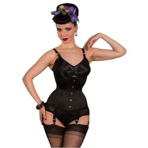 Zita Extreme Underbust Corset L4095